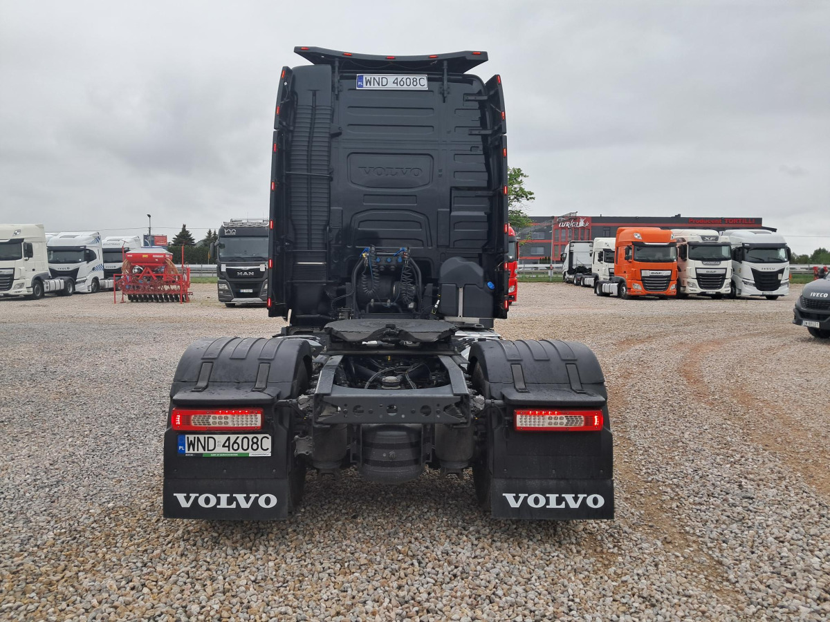VOLVO FH CIĄGNIK SIODŁOWY - Tractor unit: picture 5 VOLVO FH CIĄGNIK SIODŁOWY - Tractor unit: picture 5