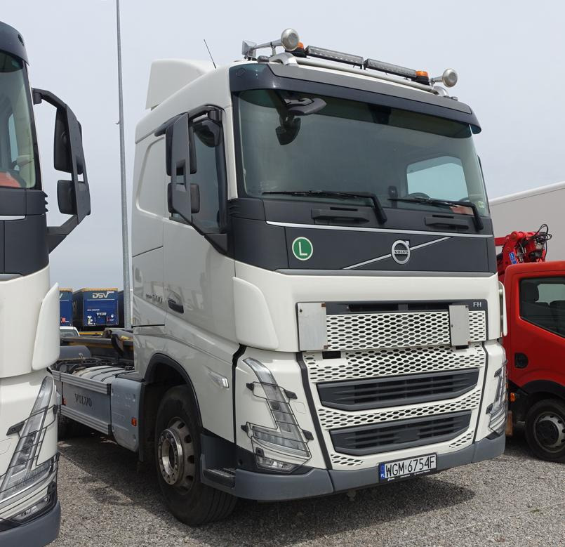 VOLVO FH 500 HAKOWIEC - Hook lift truck: picture 1 VOLVO FH 500 HAKOWIEC - Hook lift truck: picture 1