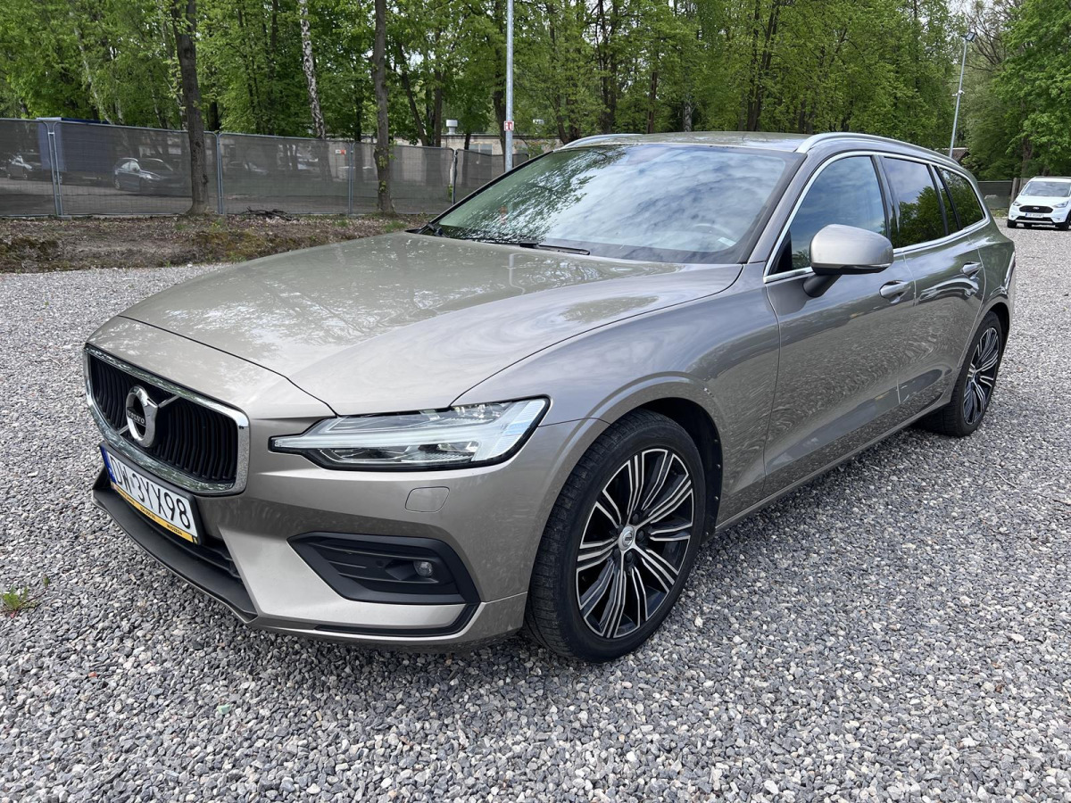 VOLVO V60 D4 2.0 MOMENTUM SUV - SUV: picture 3 VOLVO V60 D4 2.0 MOMENTUM SUV - SUV: picture 3