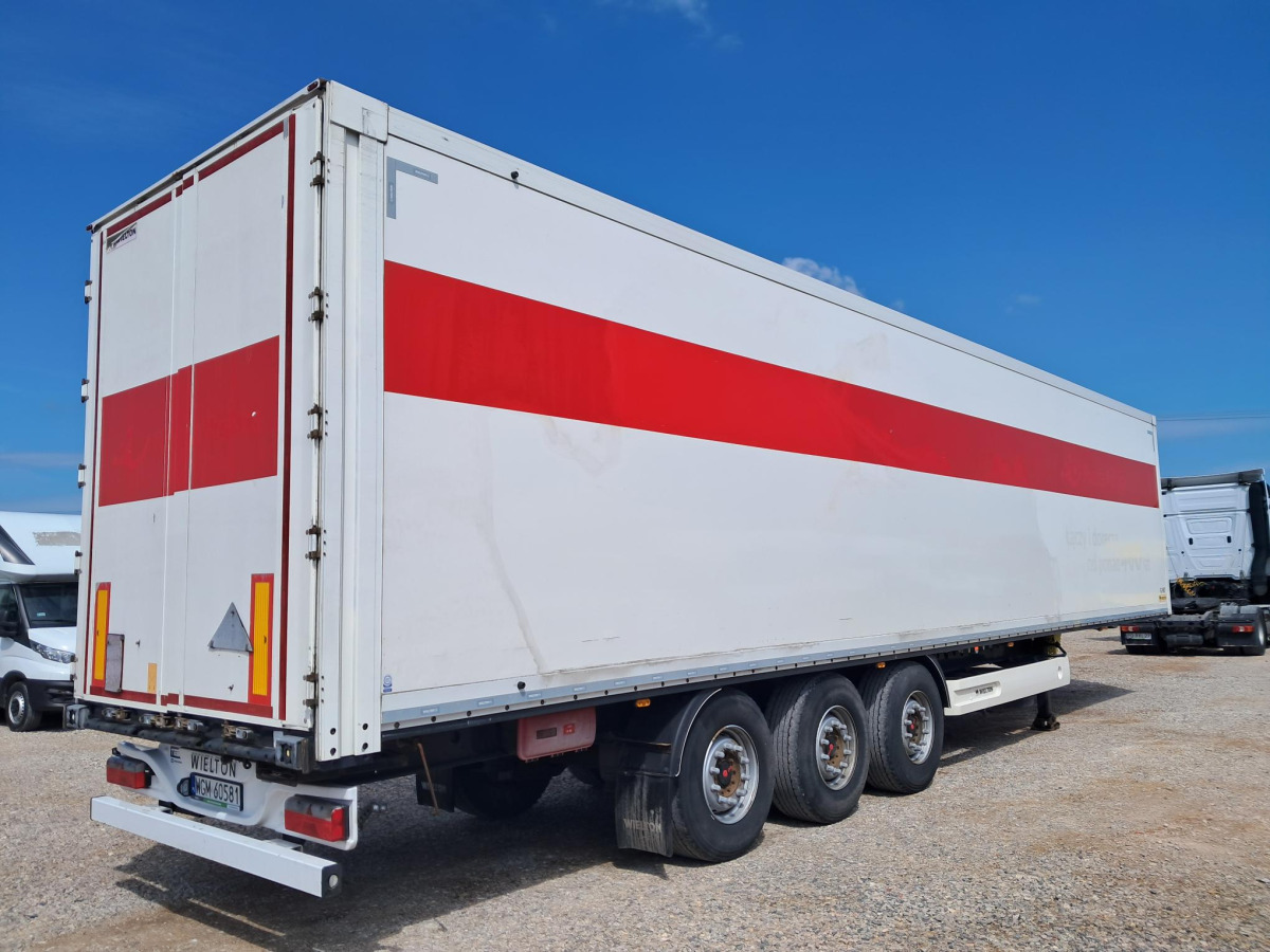 WIELTON NS3F KONTENEROWA - Closed box trailer: picture 4 WIELTON NS3F KONTENEROWA - Closed box trailer: picture 4