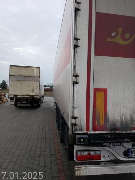 WIELTON NS3F KONTENEROWA - Closed box trailer: picture 5 WIELTON NS3F KONTENEROWA - Closed box trailer: picture 5