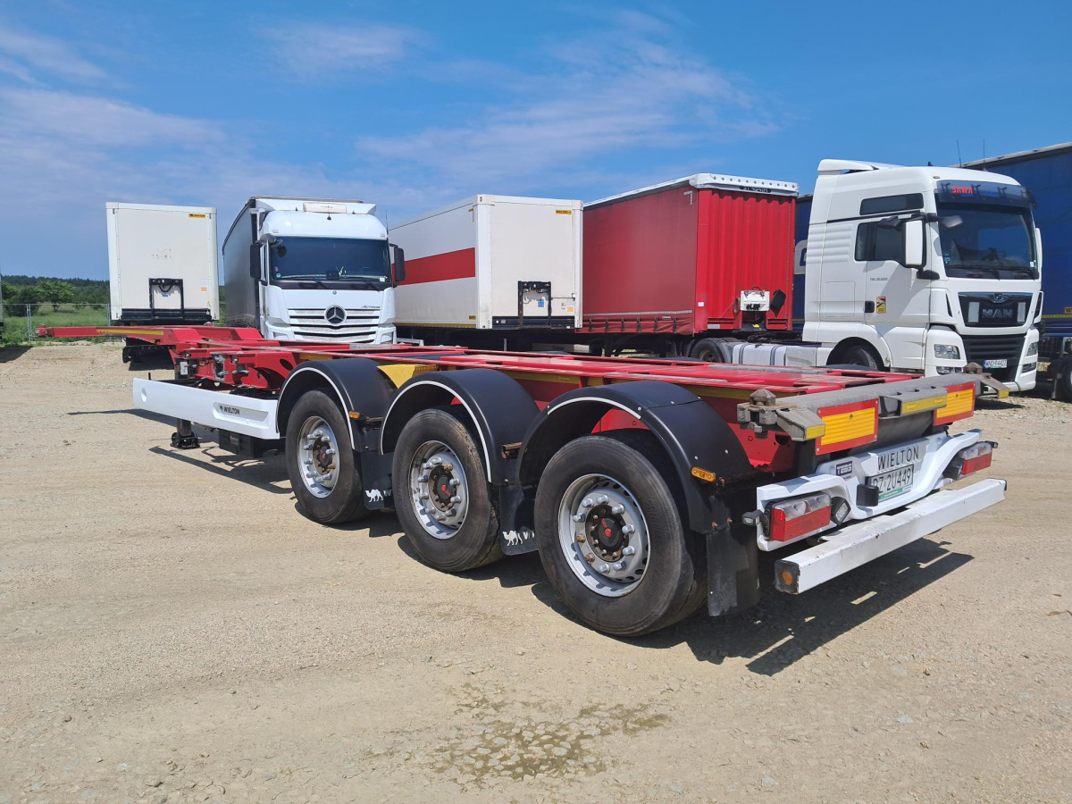 WIELTON NS3P KONTENEROWA - Closed box trailer: picture 1 WIELTON NS3P KONTENEROWA - Closed box trailer: picture 1
