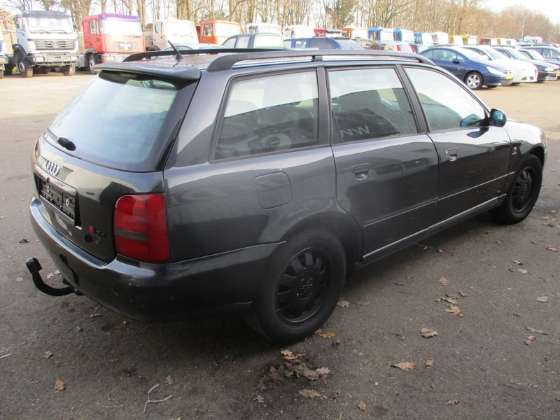 Audi A4 Avant 1.9 tdi , S-Line , Manual , Airco , EXPORT - Car: picture 3 Audi A4 Avant 1.9 tdi , S-Line , Manual , Airco , EXPORT - Car: picture 3