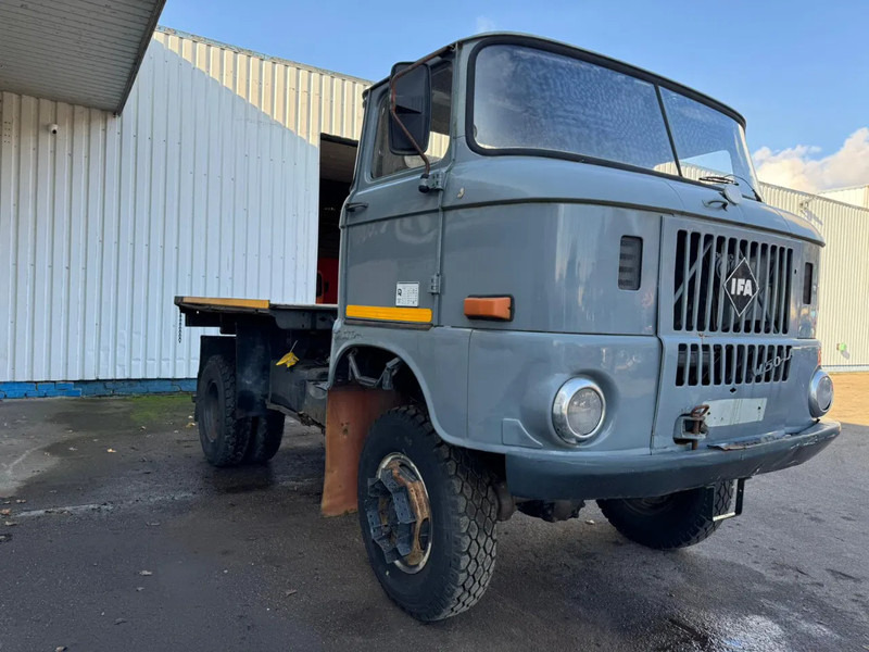 IFA W 50 LA , 4x4 - Dropside/ Flatbed truck: picture 5 IFA W 50 LA , 4x4 - Dropside/ Flatbed truck: picture 5