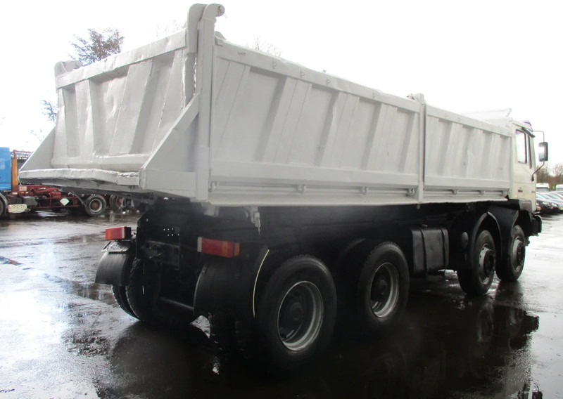 MAN F2000 35-364 , Manual , 8x4 , 3 way tipper , Spring suspension - Tipper: picture 3 MAN F2000 35-364 , Manual , 8x4 , 3 way tipper , Spring suspension - Tipper: picture 3