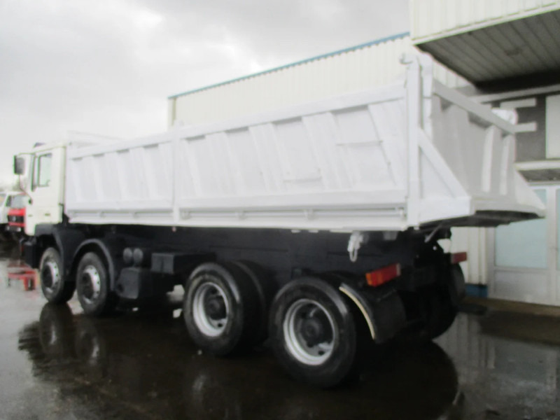 MAN F2000 35-364 , Manual , 8x4 , 3 way tipper , Spring suspension - Tipper: picture 5 MAN F2000 35-364 , Manual , 8x4 , 3 way tipper , Spring suspension - Tipper: picture 5