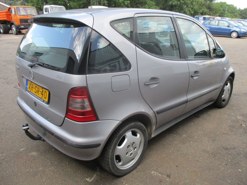 Mercedes-Benz A-Klasse A160 Elegance , Manual - Hatchback: picture 3 Mercedes-Benz A-Klasse A160 Elegance , Manual - Hatchback: picture 3
