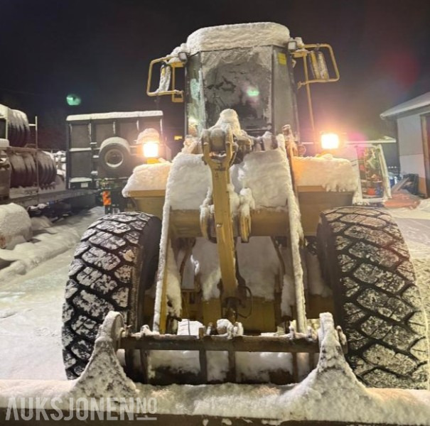 1900 Cat 928 F BM HK feste Grusskuffe - Wheel loader: picture 2 1900 Cat 928 F BM HK feste Grusskuffe - Wheel loader: picture 2