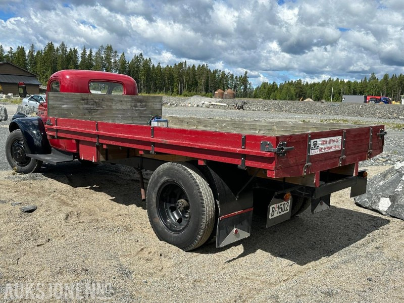 1946 Chevrolet - lastebil med plan - Dropside/ Flatbed truck: picture 3 1946 Chevrolet - lastebil med plan - Dropside/ Flatbed truck: picture 3