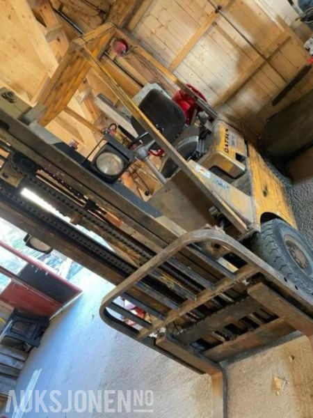 1975 DATSUN TRUCK - MVA FRI - LPG forklift: picture 4 1975 DATSUN TRUCK - MVA FRI - LPG forklift: picture 4