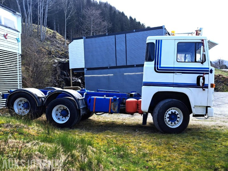 1976 Scania LBS 140 S - 6x2 - Veteran - Km: 300000 - Cab chassis truck: picture 4 1976 Scania LBS 140 S - 6x2 - Veteran - Km: 300000 - Cab chassis truck: picture 4
