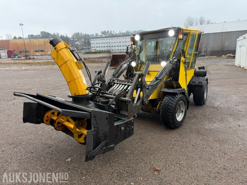 1996 Wille P504-T hjullaster - Snøfres - Universalskuffe - Sommerdekk/vinterdekk - Skid steer loader: picture 1 1996 Wille P504-T hjullaster - Snøfres - Universalskuffe - Sommerdekk/vinterdekk - Skid steer loader: picture 1