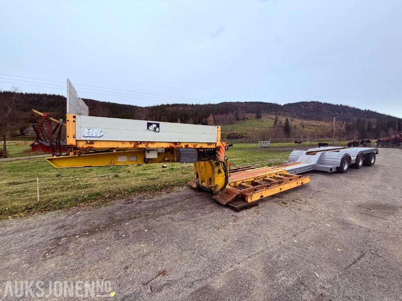 2001 Damm SE64 Svanehenger - Akselløft og Avtag Svane - Low loader semi-trailer: picture 1 2001 Damm SE64 Svanehenger - Akselløft og Avtag Svane - Low loader semi-trailer: picture 1