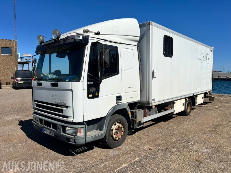 2002 Iveco 80E21 skapbil - lav km - ny dynamo. - Box truck: picture 1 2002 Iveco 80E21 skapbil - lav km - ny dynamo. - Box truck: picture 1