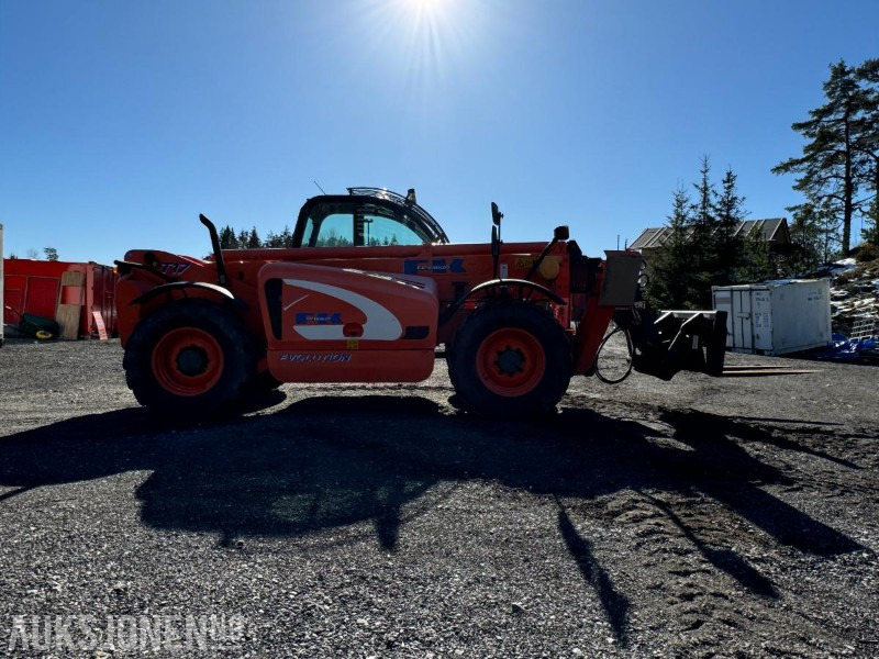 2003 Fiat-kobelco T17 radiostyrt teleskoplaster, 2262 t - Telescopic handler: picture 4 2003 Fiat-kobelco T17 radiostyrt teleskoplaster, 2262 t - Telescopic handler: picture 4