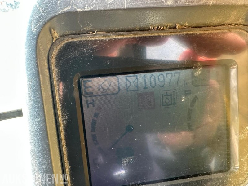 Excavator 2005 Komatsu PC210LC-7K GRAVEMASKIN - 11000 Timer: picture 7