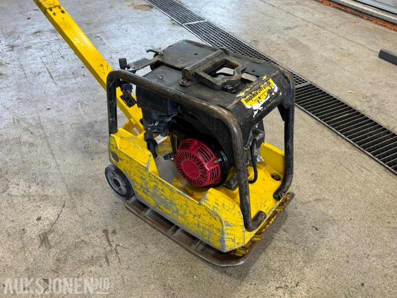 2005 Wacker BPU3050A vibroplate / Hoppetusse - Roller: picture 4 2005 Wacker BPU3050A vibroplate / Hoppetusse - Roller: picture 4