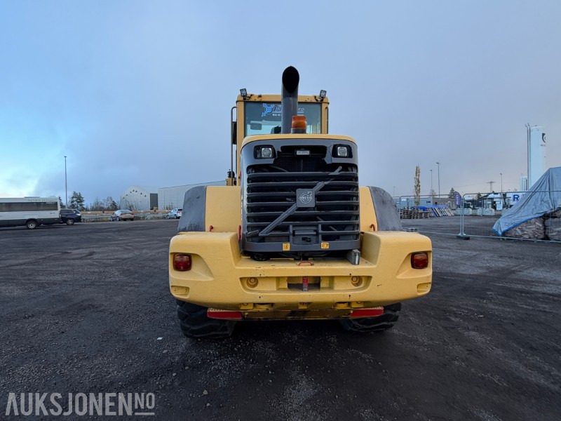 2006 Volvo L90E hjullaster - Sentralsmøring - Joystick - Tilleggshydraulikk - Wheel loader: picture 4 2006 Volvo L90E hjullaster - Sentralsmøring - Joystick - Tilleggshydraulikk - Wheel loader: picture 4