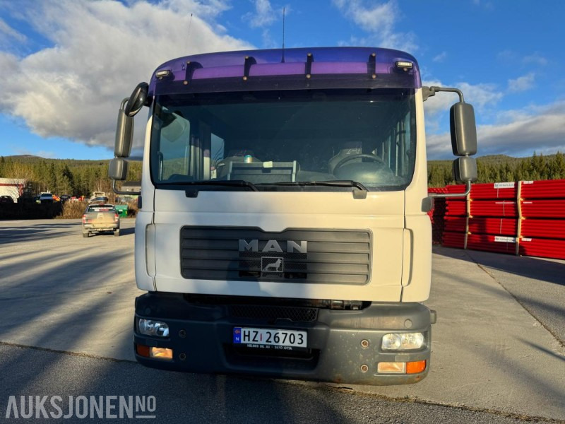2007 MAN TGL 8.180 4X2 LINJEBIL MED KRAN OG MASSE UTSTYR - Dropside/ Flatbed truck: picture 3 2007 MAN TGL 8.180 4X2 LINJEBIL MED KRAN OG MASSE UTSTYR - Dropside/ Flatbed truck: picture 3