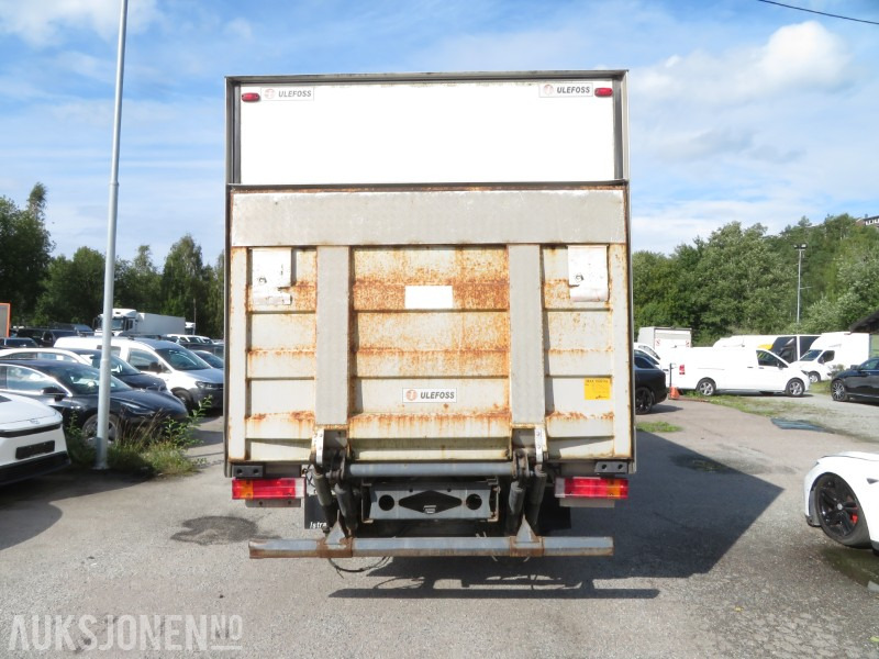 2007 Mercedes-Benz 818L/42AT kjølebil m/ Carrier Xarios 500 og Zepro lift - Box truck: picture 5 2007 Mercedes-Benz 818L/42AT kjølebil m/ Carrier Xarios 500 og Zepro lift - Box truck: picture 5