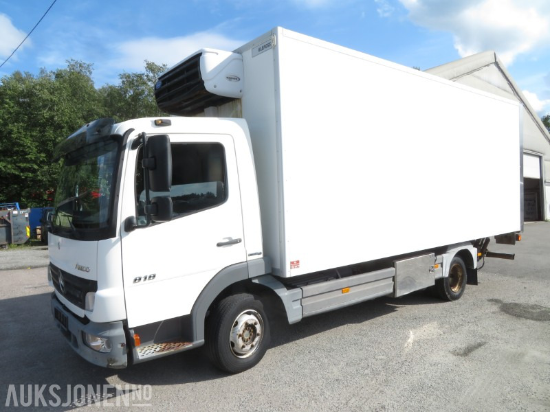 2007 Mercedes-Benz 818L/42AT kjølebil m/ Carrier Xarios 500 og Zepro lift - Box truck: picture 1 2007 Mercedes-Benz 818L/42AT kjølebil m/ Carrier Xarios 500 og Zepro lift - Box truck: picture 1