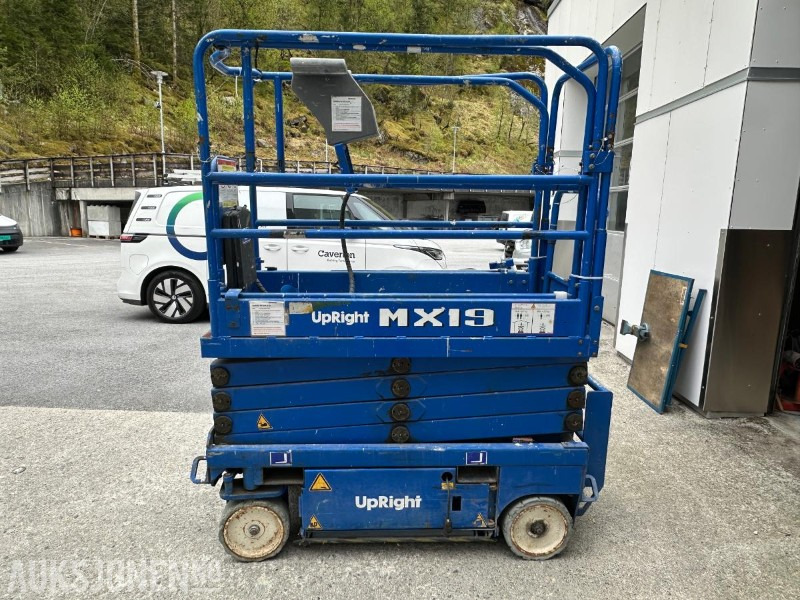 2007 UpRight MX19 Elektrisk Sakselift Repobjekt - Aerial platform: picture 5 2007 UpRight MX19 Elektrisk Sakselift Repobjekt - Aerial platform: picture 5