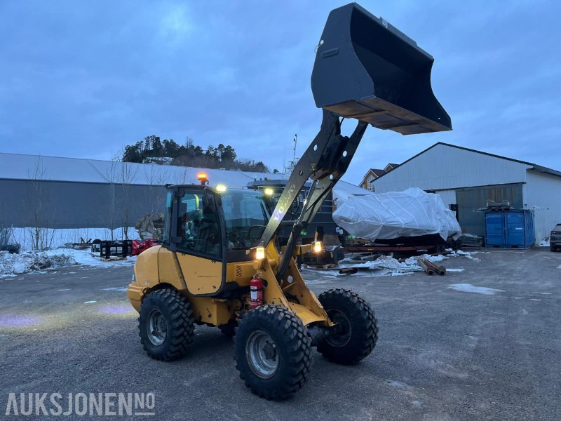 2007 Volvo L 25B Hjullaster - Ny volvo Skuff - Nye dekk - 3916 Timer - Wheel loader: picture 5 2007 Volvo L 25B Hjullaster - Ny volvo Skuff - Nye dekk - 3916 Timer - Wheel loader: picture 5