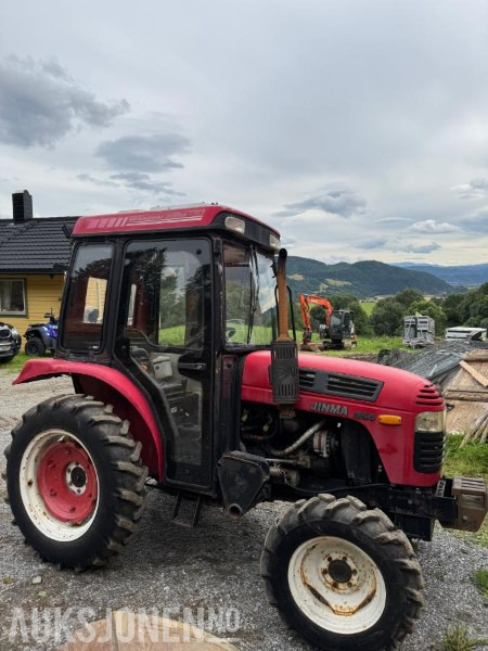 2008 Jinma 254 traktor 4x4 Diesel med snøfres, klettskuffe(fast) og triangelfeste - Kun 655,2 timer - Farm tractor: picture 1 2008 Jinma 254 traktor 4x4 Diesel med snøfres, klettskuffe(fast) og triangelfeste - Kun 655,2 timer - Farm tractor: picture 1