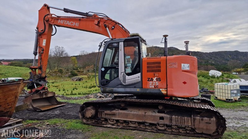 2009 Hitachi ZX225USLC-3 Beltegraver m/GPS/Rototilt med klype/3 skuffer, 12800 timer - Excavator: picture 3 2009 Hitachi ZX225USLC-3 Beltegraver m/GPS/Rototilt med klype/3 skuffer, 12800 timer - Excavator: picture 3