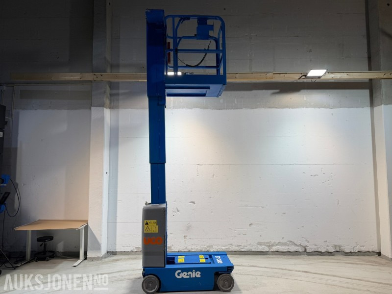 2011 Genie GRC-12 - 5,5m mastelift - Aerial platform: picture 2 2011 Genie GRC-12 - 5,5m mastelift - Aerial platform: picture 2