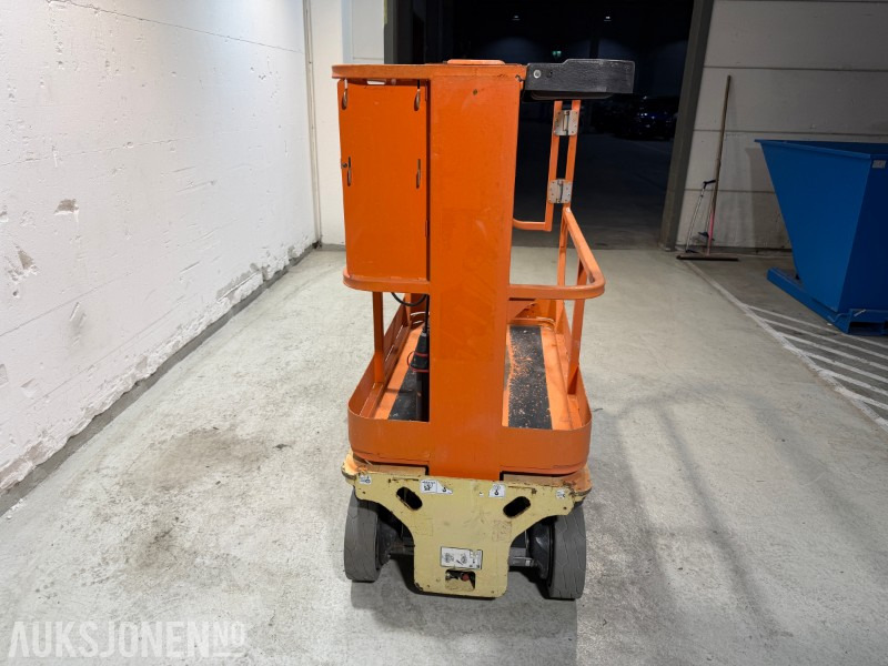 2011 JLG 1230ES Elektrisk mastelift med 5,6 m arbeidshøyde - Aerial platform: picture 4 2011 JLG 1230ES Elektrisk mastelift med 5,6 m arbeidshøyde - Aerial platform: picture 4