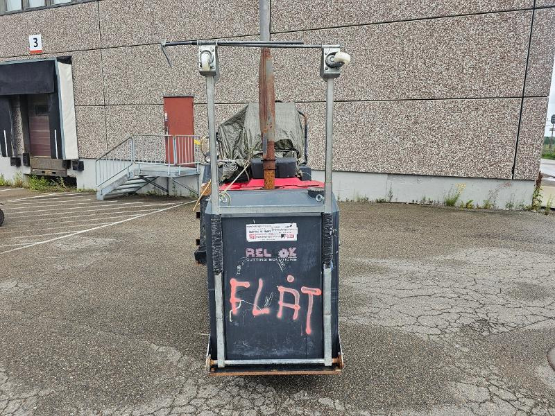 2011 RELLOK Cutting Solutions RSF 750 - fullhydraulisk veisag/gulvsag for asfalt/betong - Construction equipment: picture 2 2011 RELLOK Cutting Solutions RSF 750 - fullhydraulisk veisag/gulvsag for asfalt/betong - Construction equipment: picture 2