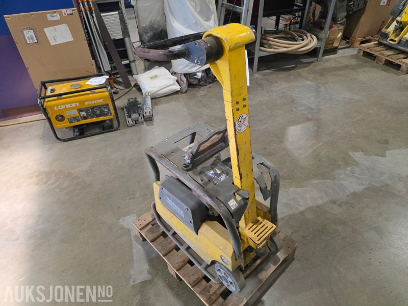 2011 Wacker neuson vibroplate BPU 2540A - Construction equipment: picture 3 2011 Wacker neuson vibroplate BPU 2540A - Construction equipment: picture 3