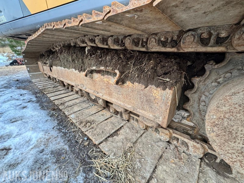 Excavator 2013 Volvo EC220DL - Nytt understell - Sentralsmøring - Bunkringspumpe - Tilleggshydraulikk - 2 skuffer - Indexator rototilt: picture 19