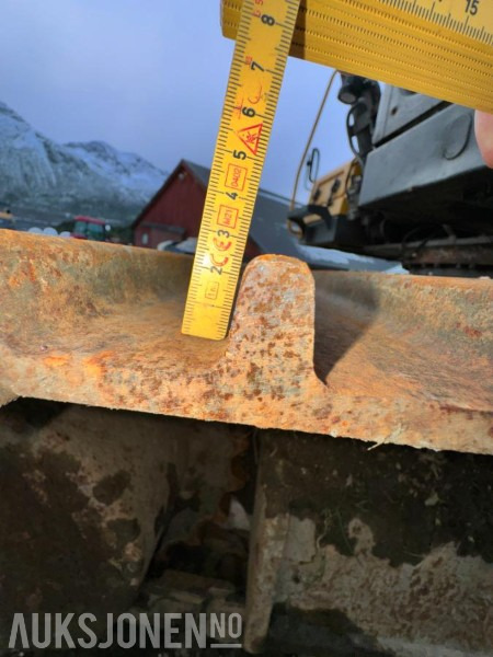 Excavator 2013 Volvo EC220DL - Nytt understell - Sentralsmøring - Bunkringspumpe - Tilleggshydraulikk - 2 skuffer - Indexator rototilt: picture 25