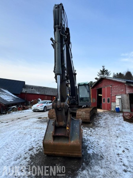 2013 Volvo EC220DL - Nytt understell - Sentralsmøring - Bunkringspumpe - Tilleggshydraulikk - 2 skuffer - Indexator rototilt - Excavator: picture 2 2013 Volvo EC220DL - Nytt understell - Sentralsmøring - Bunkringspumpe - Tilleggshydraulikk - 2 skuffer - Indexator rototilt - Excavator: picture 2