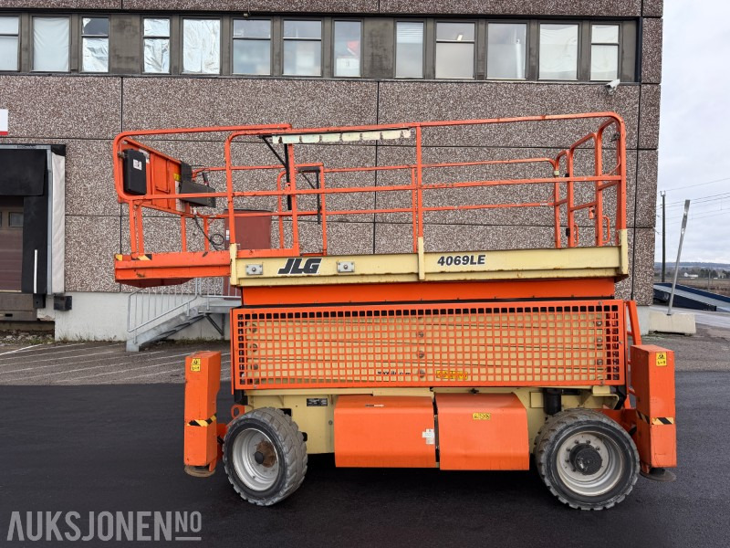 2014 JLG 4069LE - elektrisk sakselift med arbeidshøyde på 14m - Aerial platform: picture 3 2014 JLG 4069LE - elektrisk sakselift med arbeidshøyde på 14m - Aerial platform: picture 3