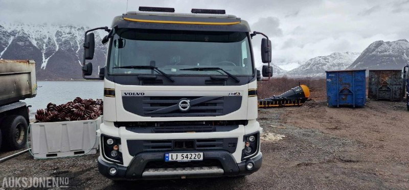2014 Volvo FMX * Krokløft * 275076 km * Godkjent som skolebil * Eu godkjent til 25.08.2025 - Hook lift truck: picture 3 2014 Volvo FMX * Krokløft * 275076 km * Godkjent som skolebil * Eu godkjent til 25.08.2025 - Hook lift truck: picture 3