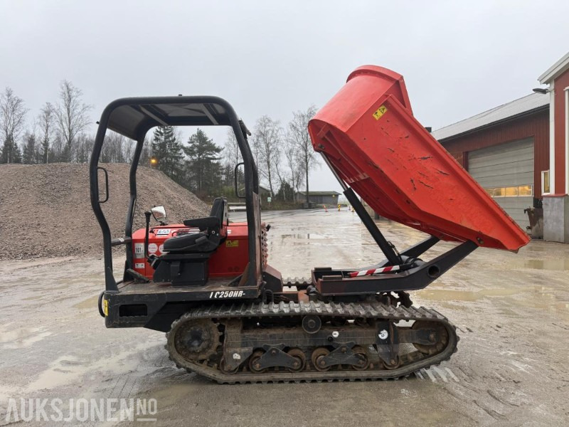 2017 Kubota KC 250 HR-4 RUNDTOMSVINGENDE BELTEDUMPER SERVICEHISTORIKK. - Dumper: picture 4 2017 Kubota KC 250 HR-4 RUNDTOMSVINGENDE BELTEDUMPER SERVICEHISTORIKK. - Dumper: picture 4