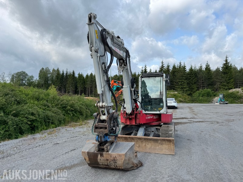 2018 Takeuchi TB280FR – 8,5-tonns gravemaskin med Side-to-Side Boom, tilt, sentralsmøring og 2 skuffer - Excavator: picture 3 2018 Takeuchi TB280FR – 8,5-tonns gravemaskin med Side-to-Side Boom, tilt, sentralsmøring og 2 skuffer - Excavator: picture 3
