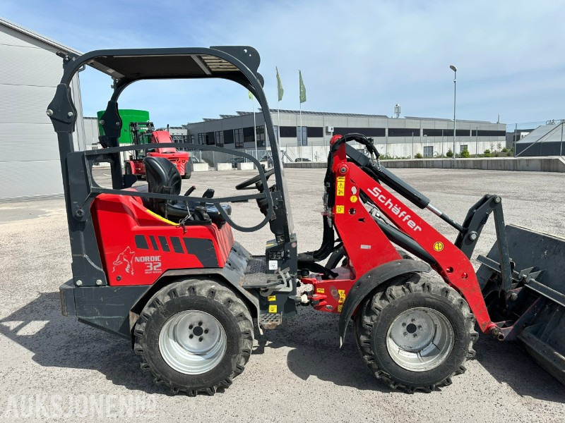 2019 Schäffer 032 Nordic kompaktlaser med skuffe - Skid steer loader: picture 4 2019 Schäffer 032 Nordic kompaktlaser med skuffe - Skid steer loader: picture 4