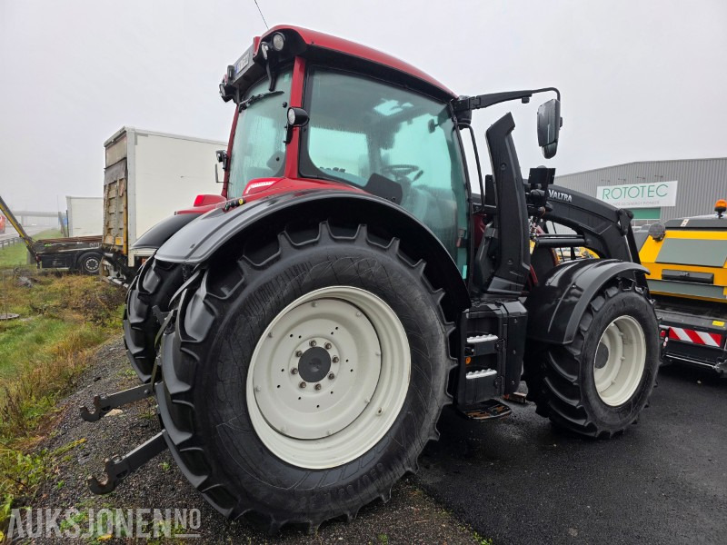 2019 Valtra N174 Versu traktor m/lesseapparat, reg.2021, 2 hjulsett, kun 1296 timer - Farm tractor: picture 5 2019 Valtra N174 Versu traktor m/lesseapparat, reg.2021, 2 hjulsett, kun 1296 timer - Farm tractor: picture 5