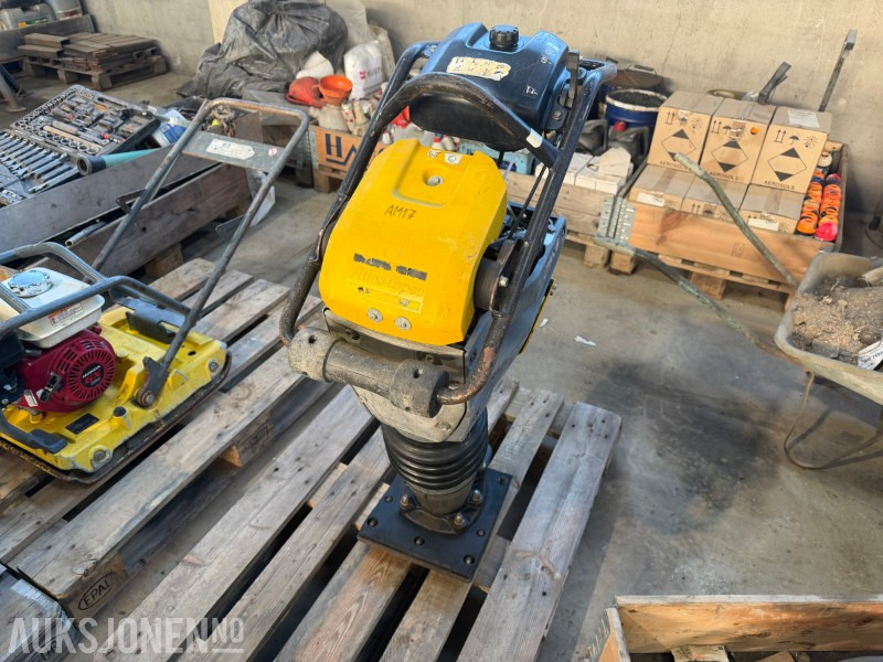 2020 Atlas Copco Vibroplate / Hoppetusse – Honda R120 - Roller: picture 1 2020 Atlas Copco Vibroplate / Hoppetusse – Honda R120 - Roller: picture 1