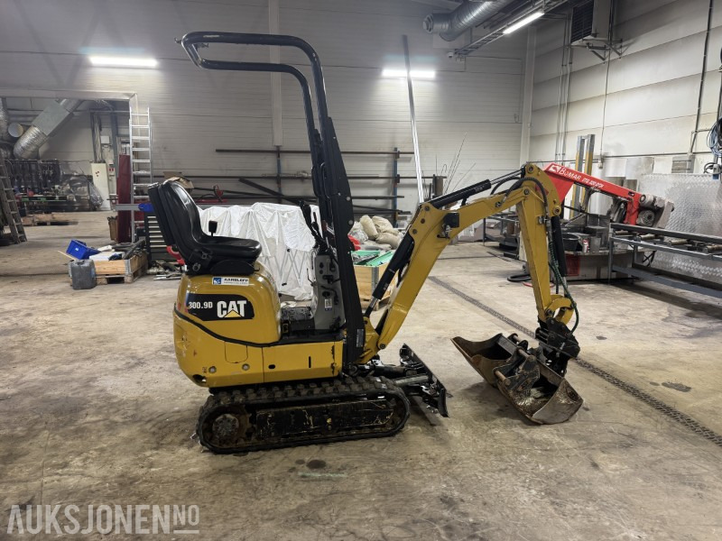 2020 Cat 300.9D minigraver - Svingbar bom - 3 skuffer - Mini excavator: picture 4 2020 Cat 300.9D minigraver - Svingbar bom - 3 skuffer - Mini excavator: picture 4