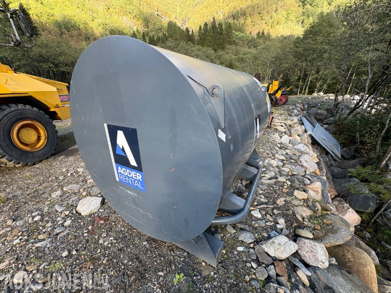 2021 Fuel Proof 4500 liter dobbelvegget dieseltank med pumpeanlegg - Construction equipment: picture 2 2021 Fuel Proof 4500 liter dobbelvegget dieseltank med pumpeanlegg - Construction equipment: picture 2