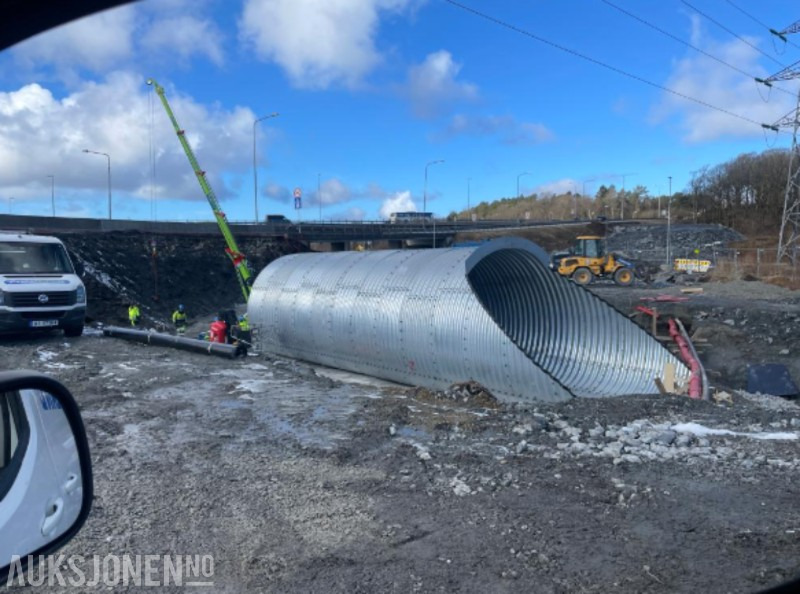 2023 Kulvert/gangtunnel undergang for kryssing av vei eller jernbane - Ligger nå demontert. - Construction equipment: picture 2 2023 Kulvert/gangtunnel undergang for kryssing av vei eller jernbane - Ligger nå demontert. - Construction equipment: picture 2