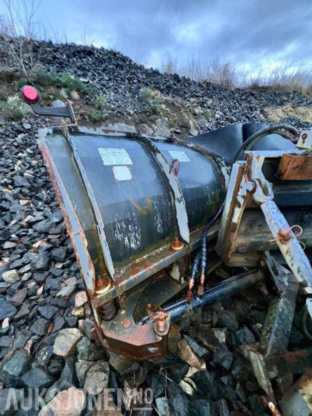 Agricultural machinery 1999 Tellefsdal vikeplog - V3000 HS - Med paralellogram - Hydraulisk løft - feste for brøyteplate: picture 25