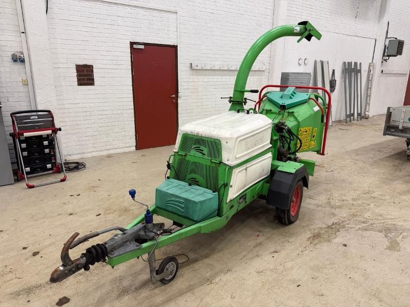 2007 GreenMech EC15-23MT26 tilhengermontert kvistkutter - Agricultural machinery: picture 1 2007 GreenMech EC15-23MT26 tilhengermontert kvistkutter - Agricultural machinery: picture 1