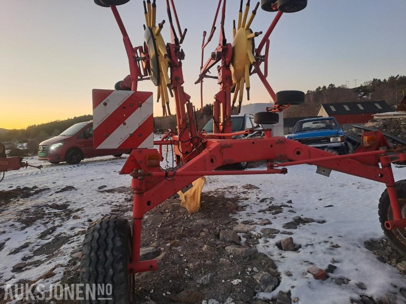 2009 Pöttinger EuroTop 771 A – samlerive - rep-objekt - Agricultural machinery: picture 3 2009 Pöttinger EuroTop 771 A – samlerive - rep-objekt - Agricultural machinery: picture 3