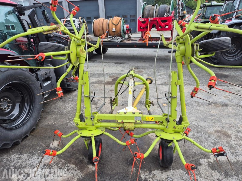 2010 Claas Volto 540 Venderive - Agricultural machinery: picture 1 2010 Claas Volto 540 Venderive - Agricultural machinery: picture 1